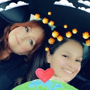 Meet your Posher, Lorrie